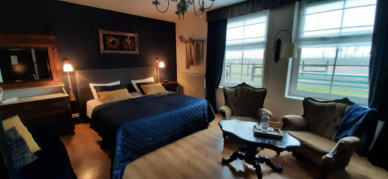 Bed & Breakfast De Kienstee Schoondijke Extérieur photo